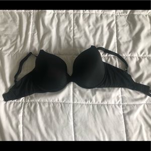 Black 32DDD Victoria’s Secret bra
